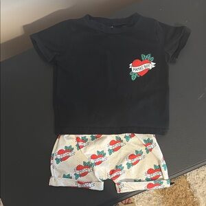 Black 'Mamas Boy' T-Shirt and Printed Shorts Set